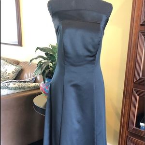 De-Laru by Shelia Yen strapless formal Size:7/8